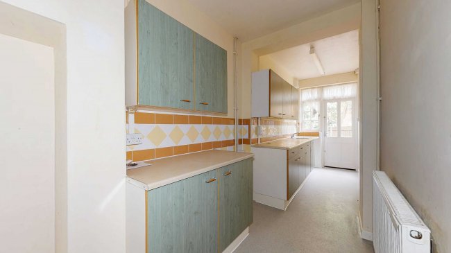 18 Erconwald Street, Acton, London, W12 0BS 2