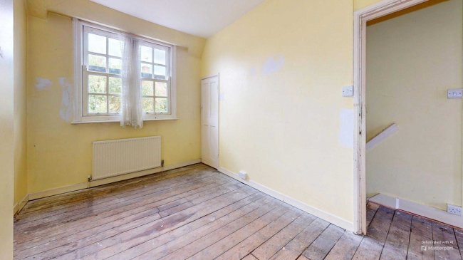 18 Erconwald Street, Acton, London, W12 0BS 2