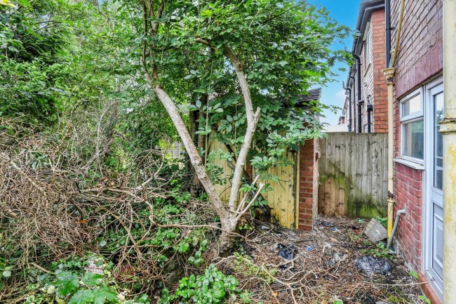 73 Mavis Road, Birmingham, B31 2SB 7