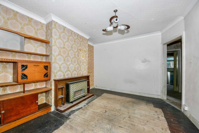 73 Mavis Road, Birmingham, B31 2SB 7