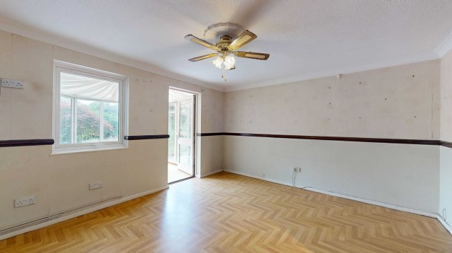 12 Beckett Close, Streatham, London, SW16 1AN 1