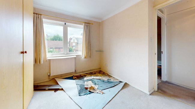 12 Beckett Close, Streatham, London, SW16 1AN 1