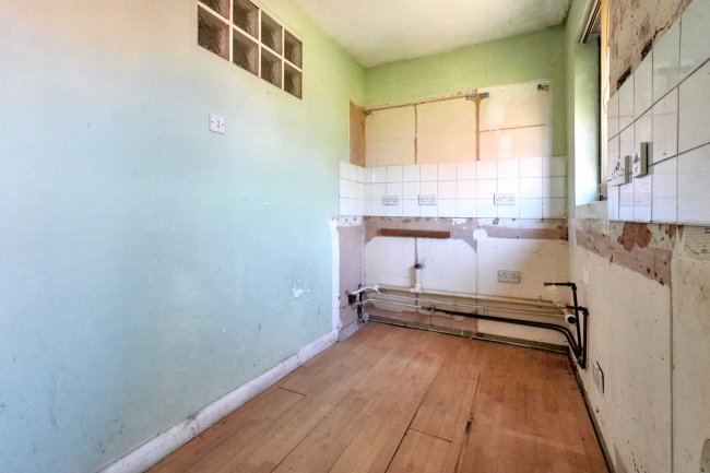 42 Honeysuckle Drive, Liverpool, Merseyside L9 1JL 9