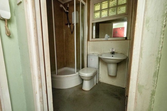 42 Honeysuckle Drive, Liverpool, Merseyside L9 1JL 9