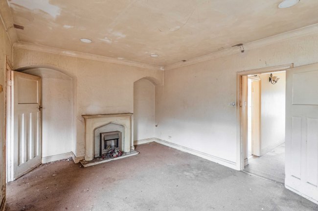 34 Station Avenue South, South Fencehouses, Houghton Le Spring, Tyne and Wear, DH4 6HN 10