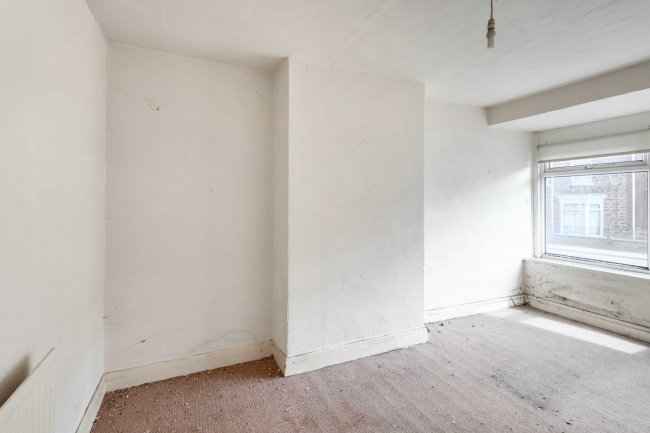 34 Station Avenue South, South Fencehouses, Houghton Le Spring, Tyne and Wear, DH4 6HN 10