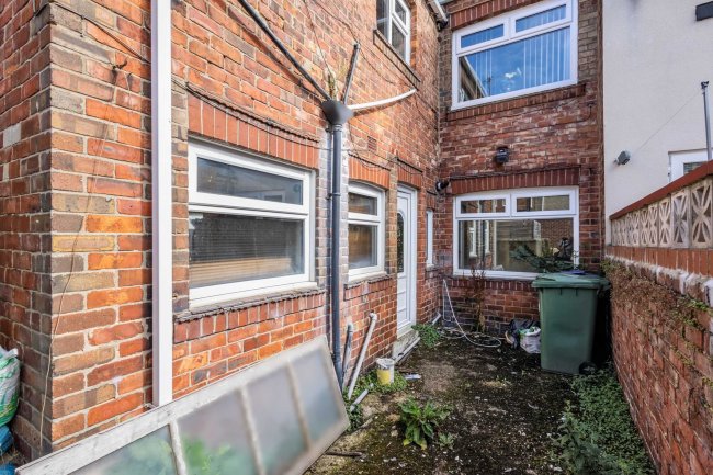 34 Station Avenue South, South Fencehouses, Houghton Le Spring, Tyne and Wear, DH4 6HN 10