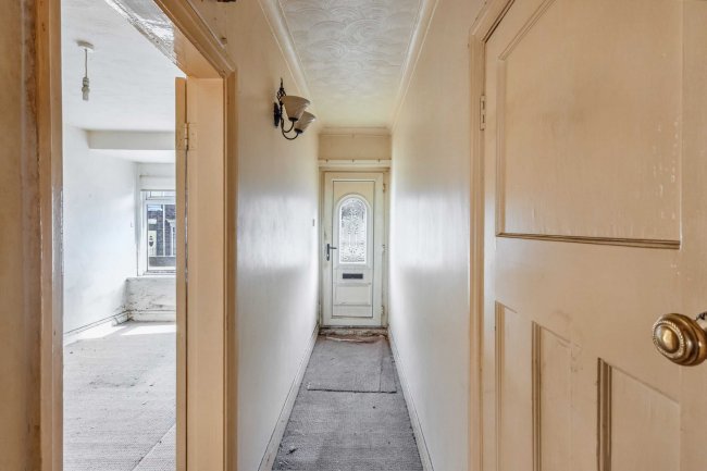 34 Station Avenue South, South Fencehouses, Houghton Le Spring, Tyne and Wear, DH4 6HN 10