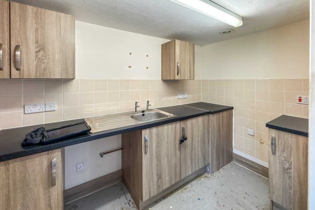 1-3 Crown House, Blandford Hill, Milborne St. Andrew, Blandford Forum, Dorset, DT11 0JD 10