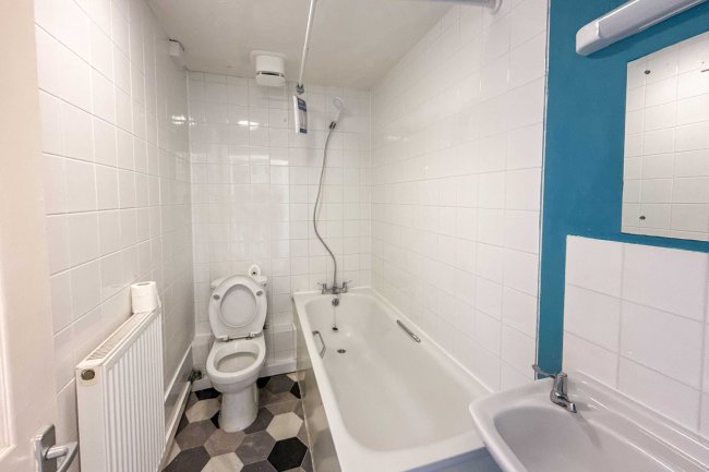 1-3 Crown House, Blandford Hill, Milborne St. Andrew, Blandford Forum, Dorset, DT11 0JD 10