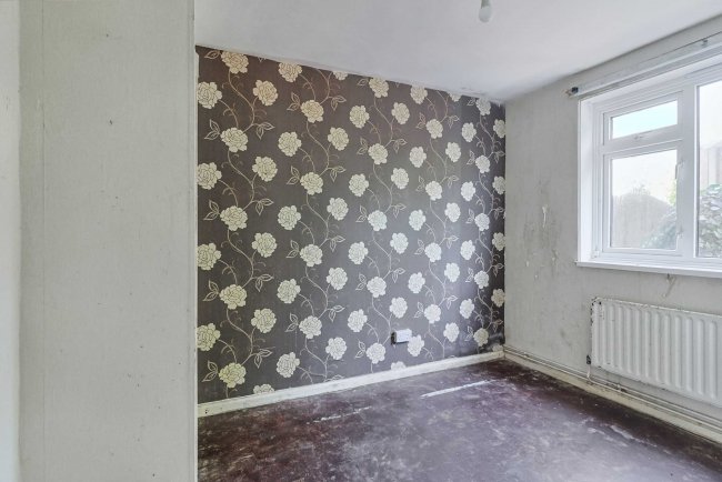 6 Boleyn Crescent, Weymouth, DT4 9JX 4