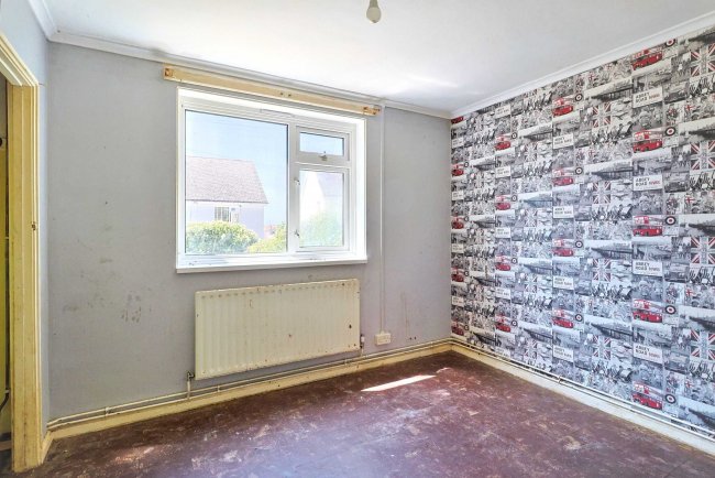 6 Boleyn Crescent, Weymouth, DT4 9JX 4