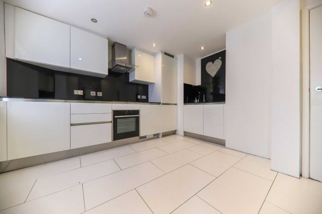 Lychgate Cottage, High Street, Chalfont St. Giles, Buckinghamshire HP8 4QH 5