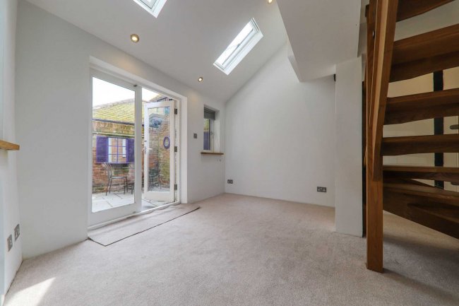 Lychgate Cottage, High Street, Chalfont St. Giles, Buckinghamshire HP8 4QH 5