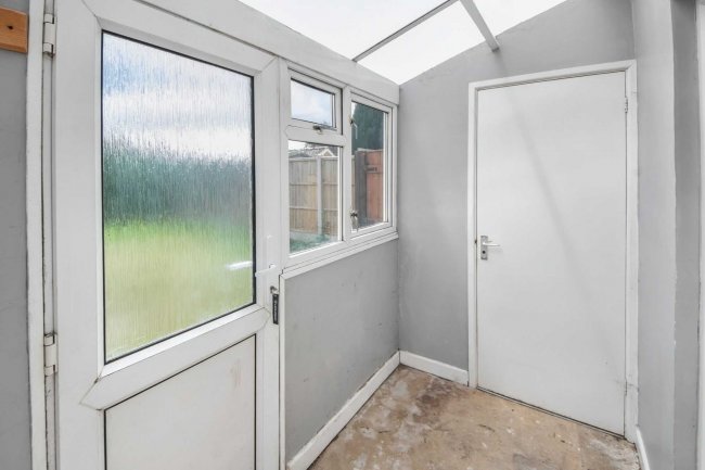 47 New Close Terrace, Stoke Sub Hamdon, Somerset, TA14 6QH 6