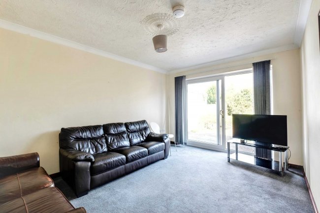 76 Cardigan Road, Bournemouth BH9 1BG 1