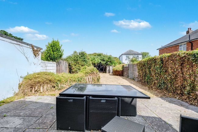 76 Cardigan Road, Bournemouth BH9 1BG 1