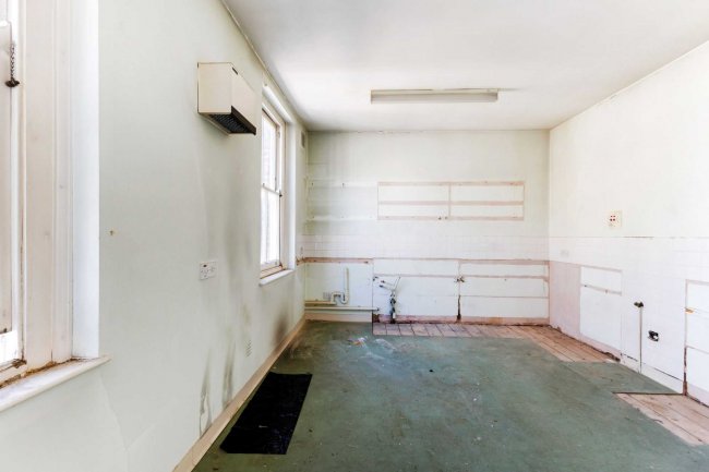 Flat 23 Russell Chambers, Bury Place, Bloomsbury, London WC1A 2JU 3