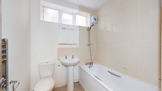 Flat A, 24 Atherfold Road, Clapham, London, SW9 9LW 10