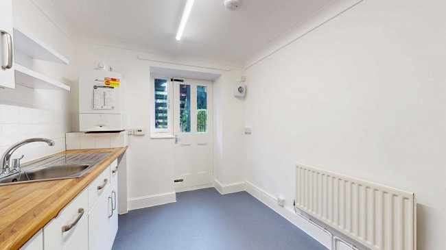 Flat A, 31 Belvedere Road, Crystal Palace, London, SE19 2HJ 8