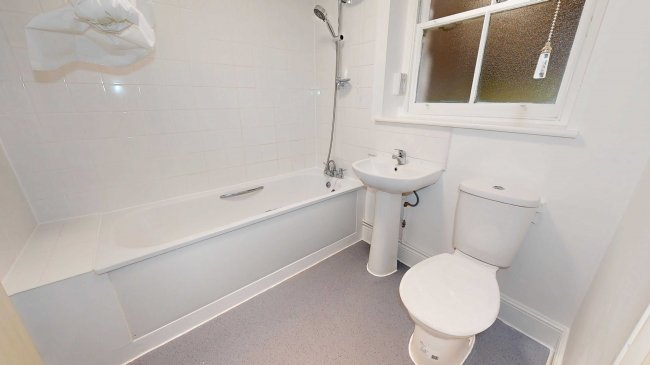 Flat A, 31 Belvedere Road, Crystal Palace, London, SE19 2HJ 8