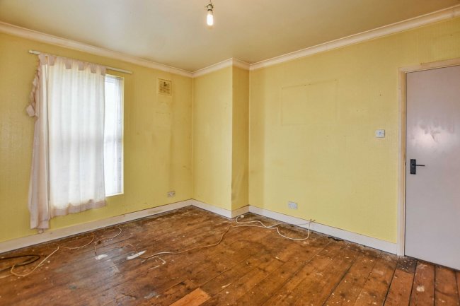 Flat A, 65 Riverdale Road, Plumstead, London, SE18 1PD 1