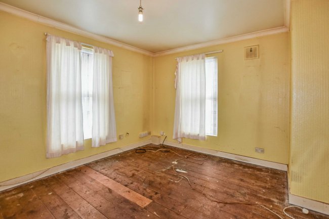 Flat A, 65 Riverdale Road, Plumstead, London, SE18 1PD 1