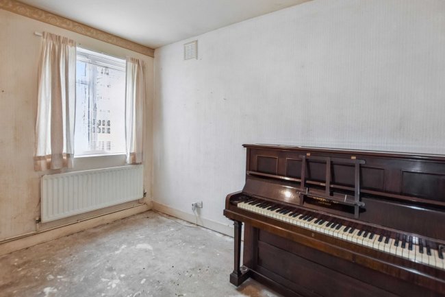 Flat A, 65 Riverdale Road, Plumstead, London, SE18 1PD 1