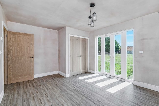 Stonebridge Barn, Church Road, Earsham, Bungay, NR35 2TL 3