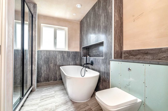 Stonebridge Barn, Church Road, Earsham, Bungay, NR35 2TL 3