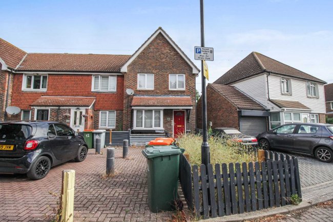 13 Oakley Close, Beckton, London E6 5RT 5