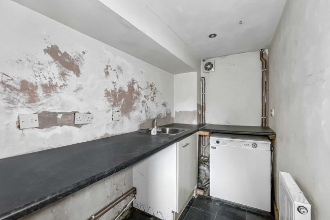 Praze Barns, Green Lane, Helston, Cornwall, TR13 0SG 8