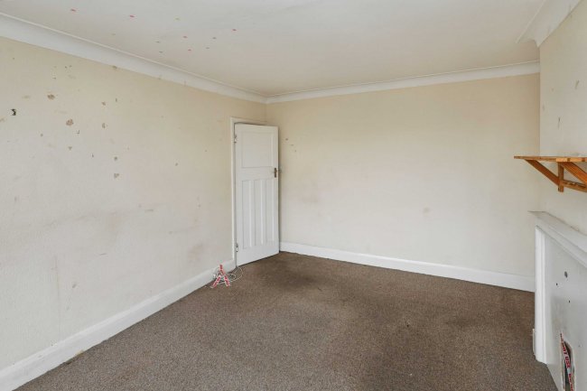 330 Watford Way, Hendon, London NW4 4UY 1