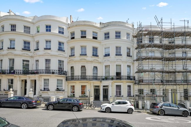 Basement Flat, 88 Lansdowne Place, Hove, BN3 1FH 9