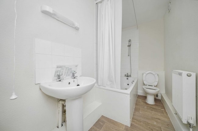 Basement Flat, 88 Lansdowne Place, Hove, BN3 1FH 9