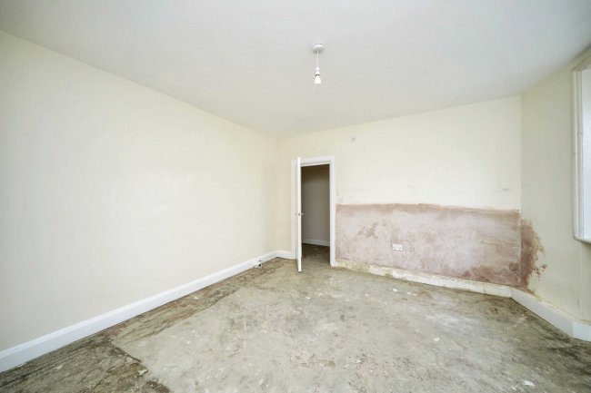 Basement Flat, 88 Lansdowne Place, Hove, BN3 1FH 9