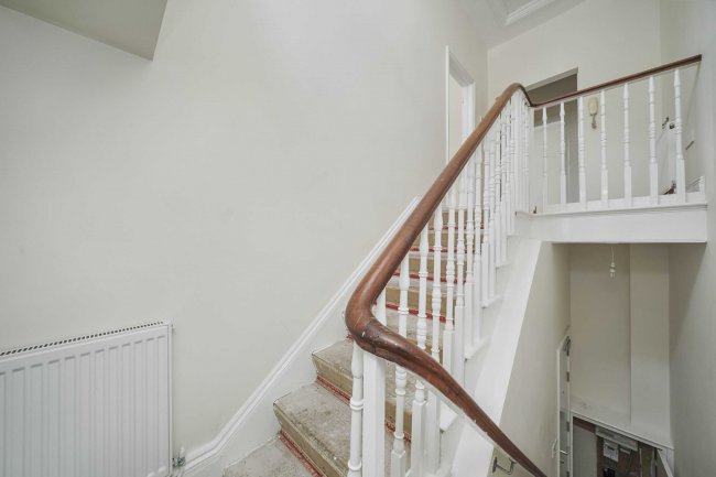 Flat 3, 51 York Road, Hove, East Sussex, BN3 1DJ 10