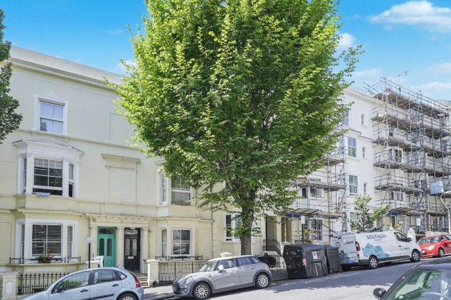 Flat 3, 51 York Road, Hove, East Sussex, BN3 1DJ 10