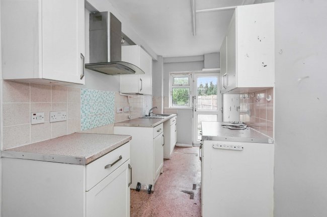 Flat 83 Rectory Road, 79-85 Rectory, Sittingbourne, Kent, ME10 4LB 10
