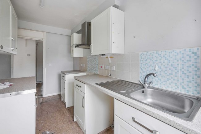 Flat 83 Rectory Road, 79-85 Rectory, Sittingbourne, Kent, ME10 4LB 10