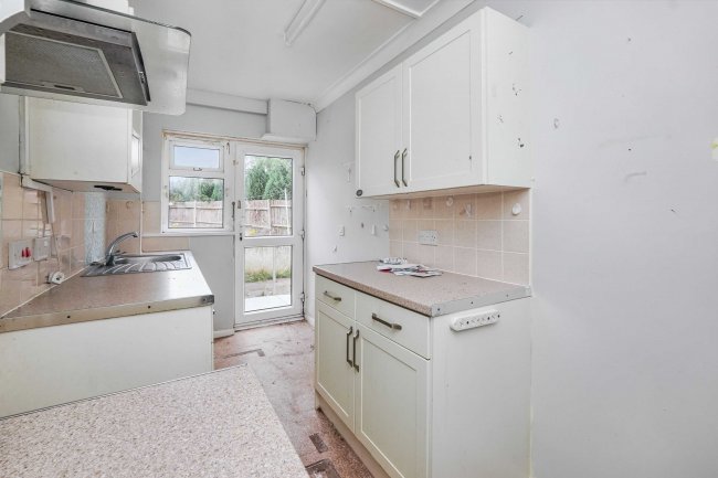Flat 83 Rectory Road, 79-85 Rectory, Sittingbourne, Kent, ME10 4LB 10