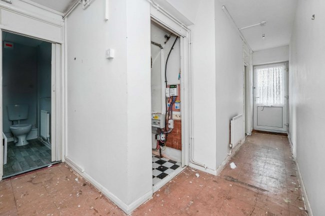 Flat 83 Rectory Road, 79-85 Rectory, Sittingbourne, Kent, ME10 4LB 10