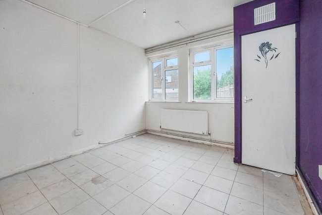 Flat 83 Rectory Road, 79-85 Rectory, Sittingbourne, Kent, ME10 4LB 10