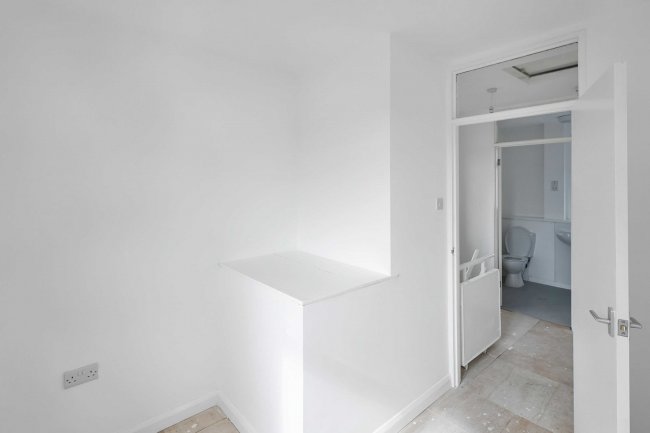 11 Beech Gardens, Dagenham, Essex, RM10 9TS 3