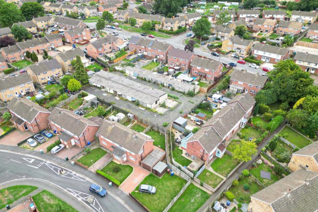 Land at Bretch Hill, Banbury, Oxfordshire, OX16 0LU 12