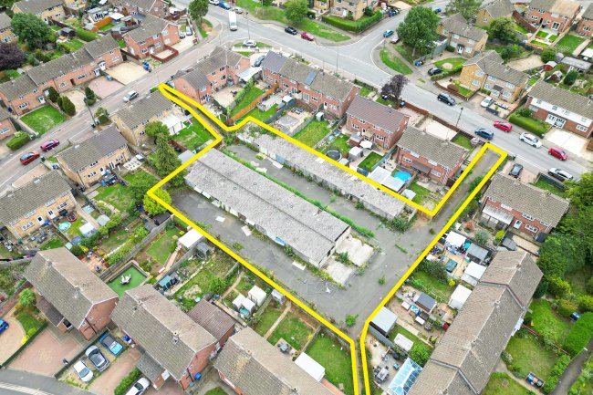 Land at Bretch Hill, Banbury, Oxfordshire, OX16 0LU 12