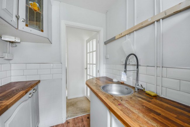 163 Dellfield, St Albans, AL1 5EY 10