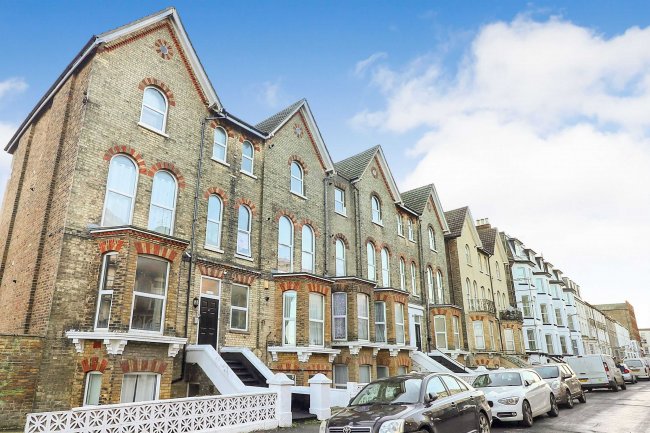 Flat 4, 2-8 Athelstan Road, Margate, CT9 2BF 4