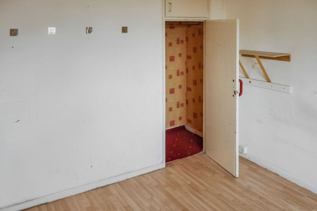 Flat 48 Warnham House, Upper Tulse Hill, Brixton, London, SW2 2SA 4