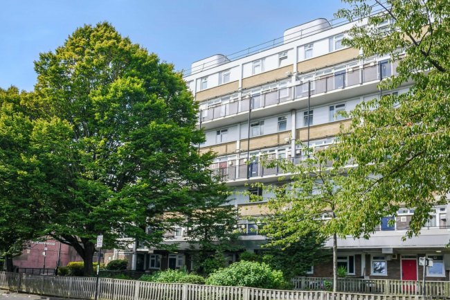 Flat 48 Warnham House, Upper Tulse Hill, Brixton, London, SW2 2SA 4